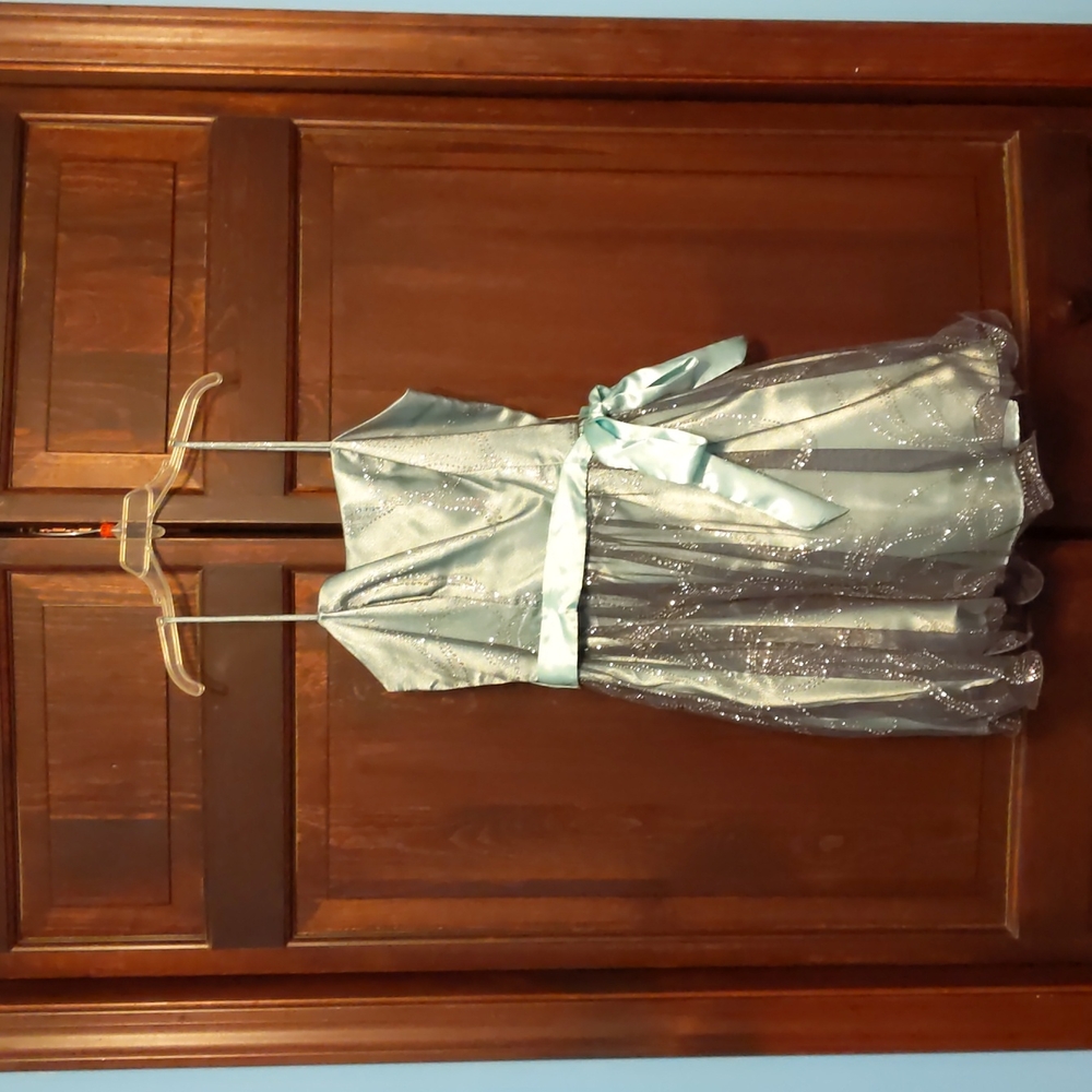 Semi-formal dress